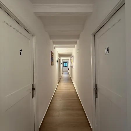 Quitagolpe Hotel *