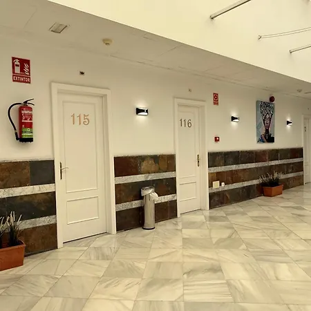 Otel Quitagolpe *